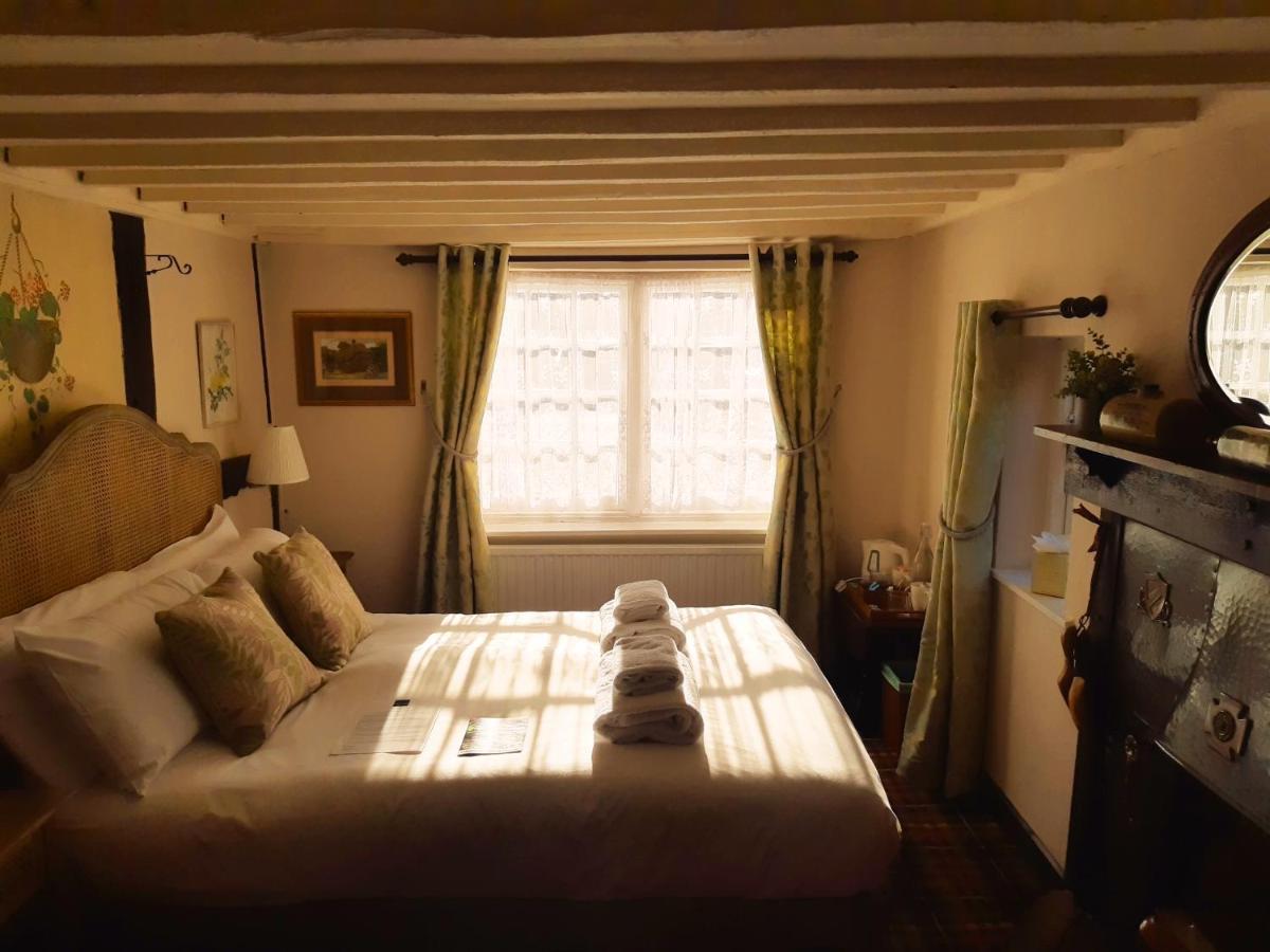 Thatched Cottage Hotel Brockenhurst Buitenkant foto
