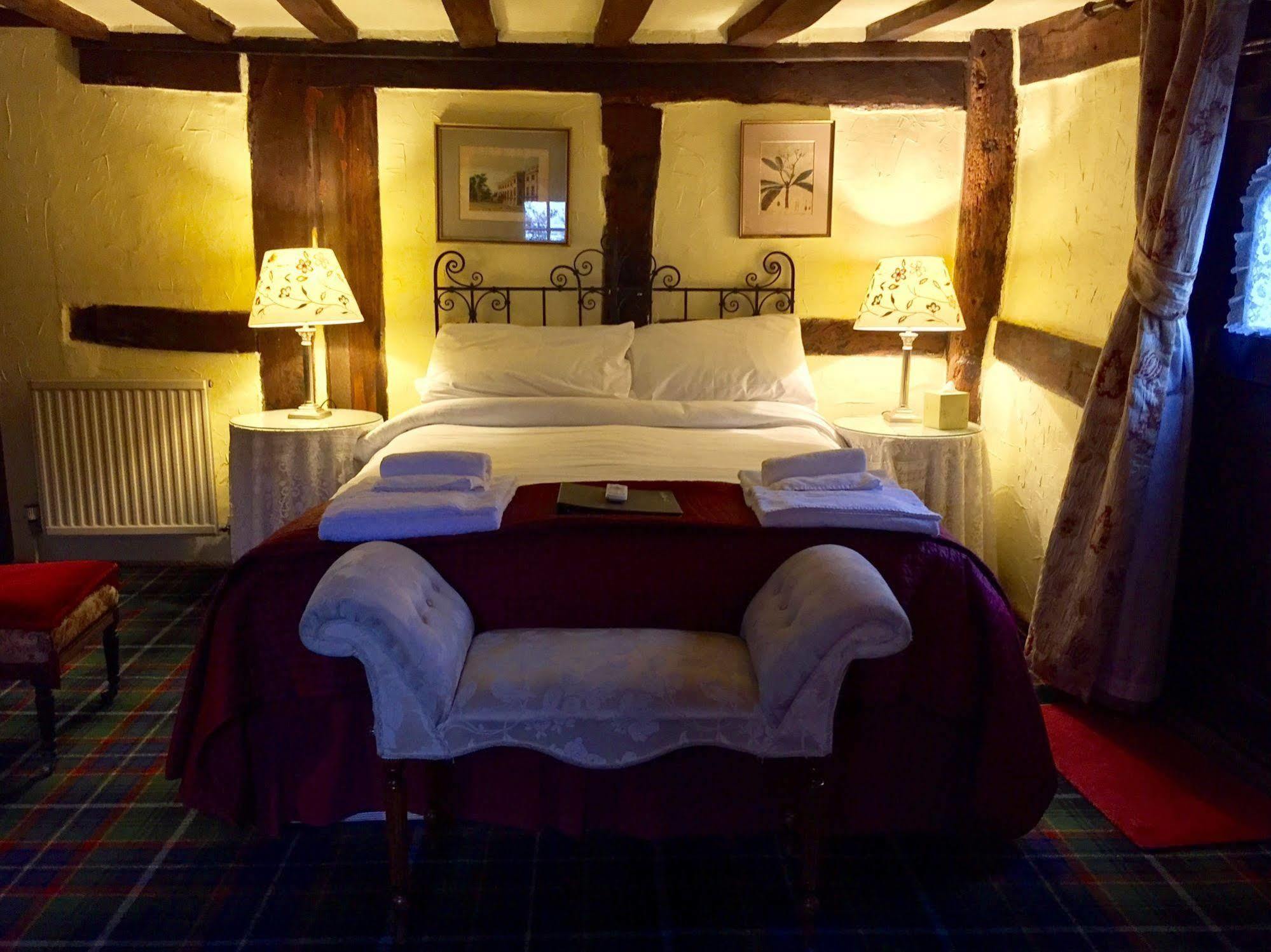 Thatched Cottage Hotel Brockenhurst Buitenkant foto