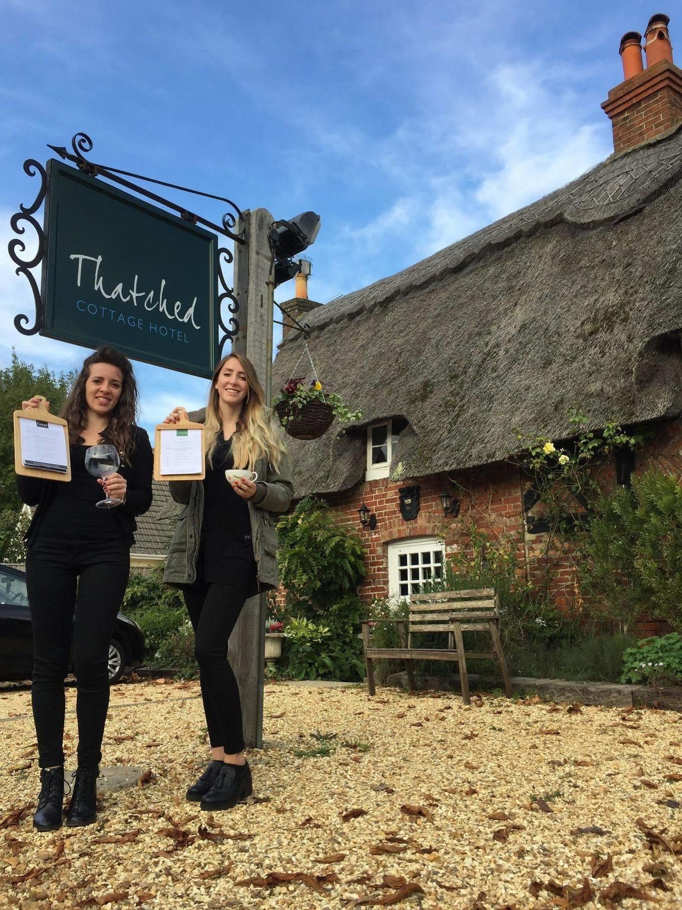 Thatched Cottage Hotel Brockenhurst Buitenkant foto